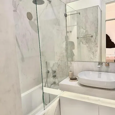 Com Banheiro Privativo Na Baixa Habitación en casa particular Lisboa
